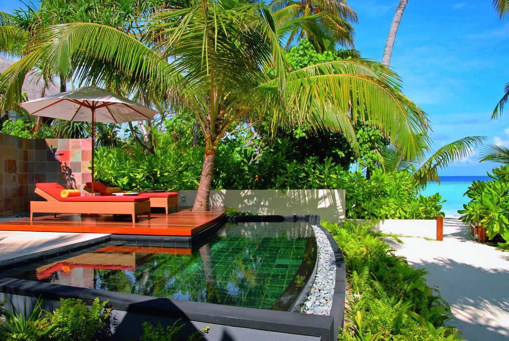 Constance Halaveli - Beach Villa with Private Pool