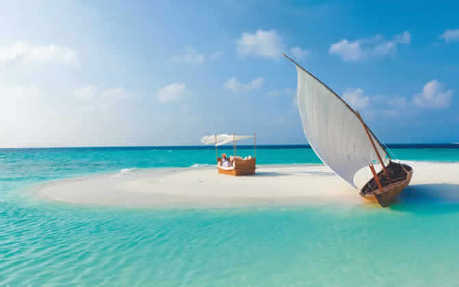Maldives holidays 2023