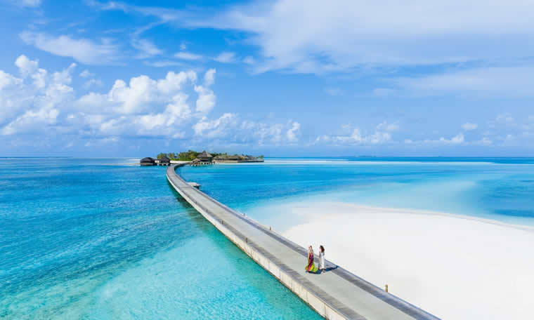 buddymoon at Jawakara Islands Maldives 2024