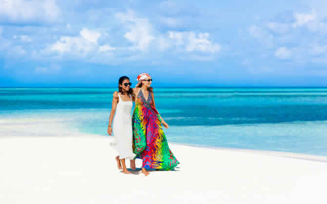 "Buddymoon" Experiences for Couples and Friends  in the Maldives 2024
