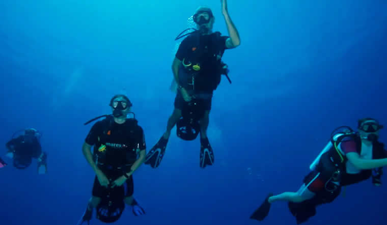 thila diving in maldives