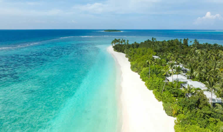 the island, raa atoll