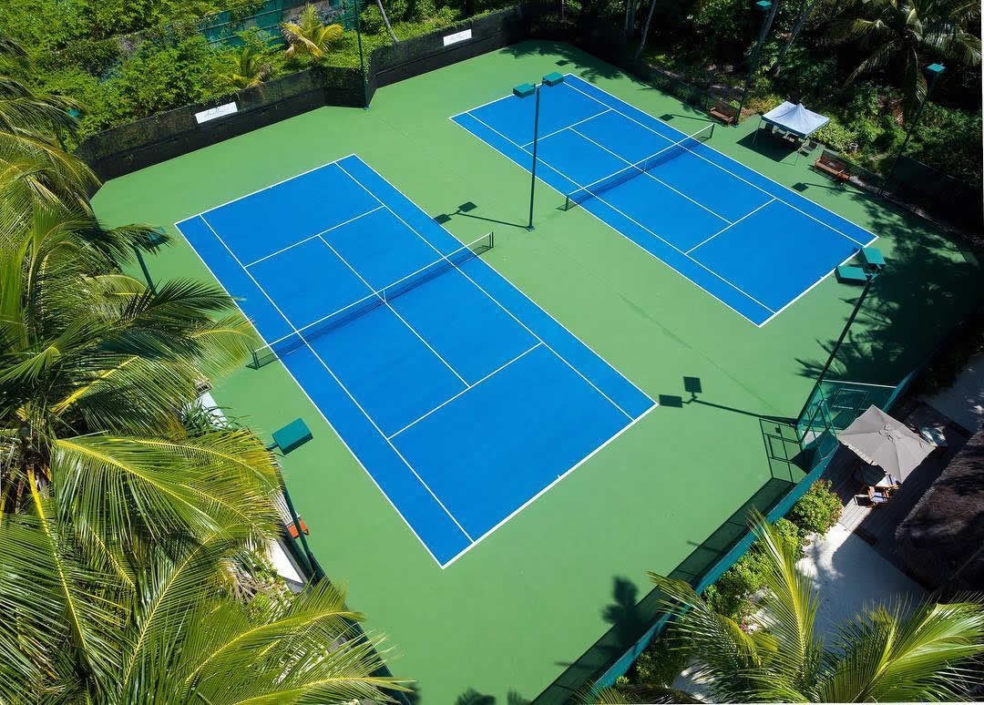 amilla tennis courts