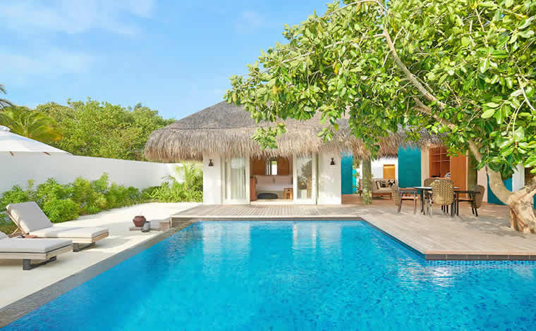 Fairmont maldives: beach pool villa