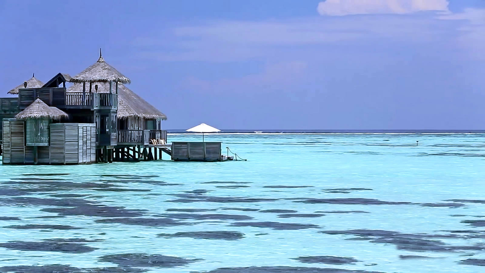 Maldives Luxury Guide
