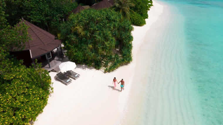 Komandoo Island: romantic beach villa
