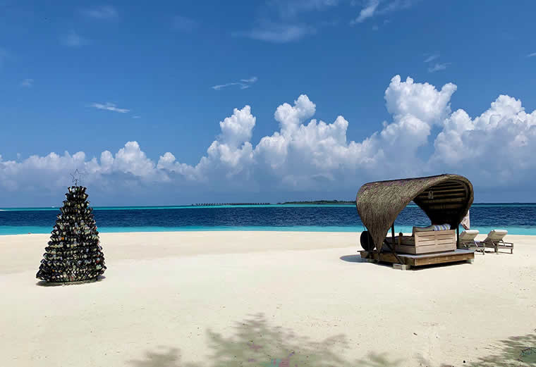 maldives-2022-festive-season at private island