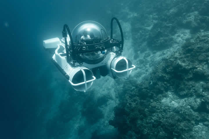 he two-person submarine ‘Ocean Pearl’ in the maldives