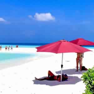 Enjoy a Beachfront Budget Holiday in Maldives