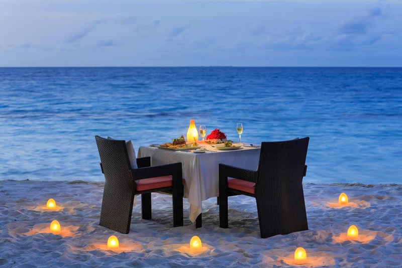 beach dinner for two
