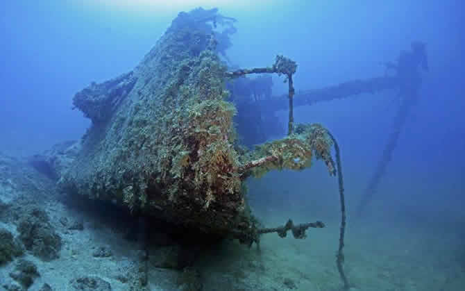 Wreck Diving in Maldives